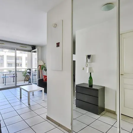 Apartmán O Metro Jean Jaures