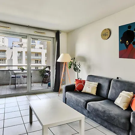 Apartmán O Metro Jean Jaures